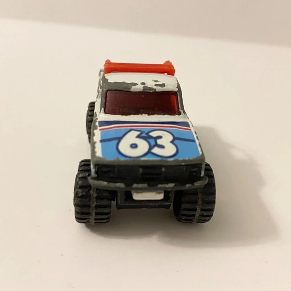 Vintage Matchbox 1981 Open Back Truck 1977 Snorkel Fire  Engine Truck Toys - Picture 3 of 12